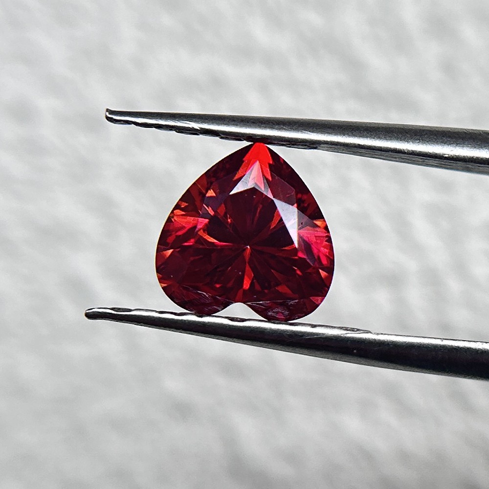 1PCS Heart Cut Garnet 3x3mm-11x11mm Loose Moissanite Stone for Jewelry Making