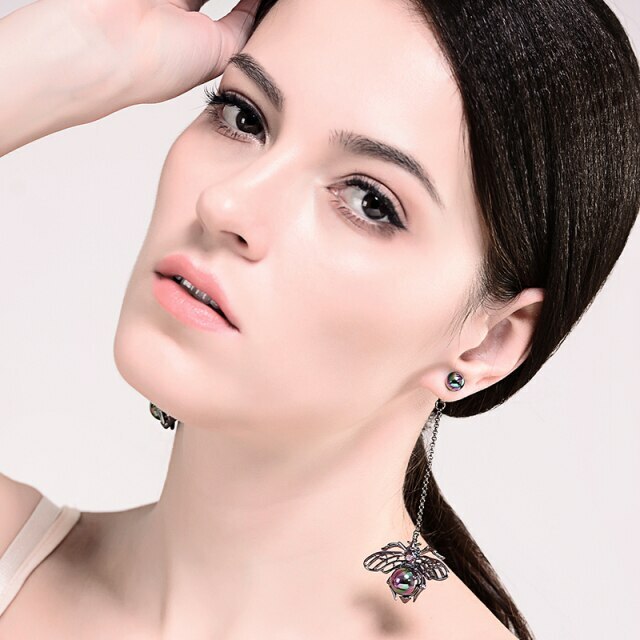 US Seller Betsey Johnson Crystal Black Pearl Bee Insect Long Dangle Earrings