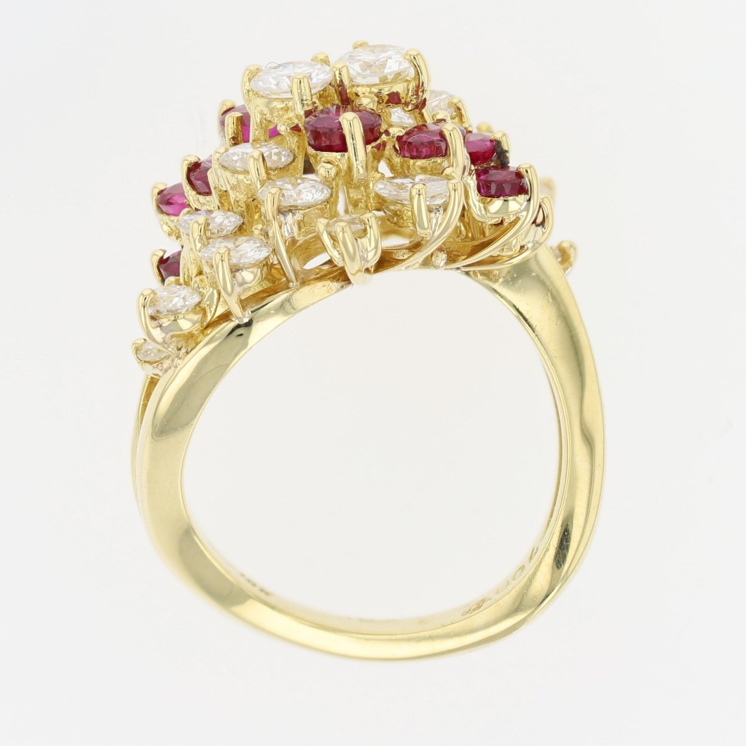 3.29ctw Ruby and Diamond Cluster Statement Ring 18k Yellow Gold Size 6.75