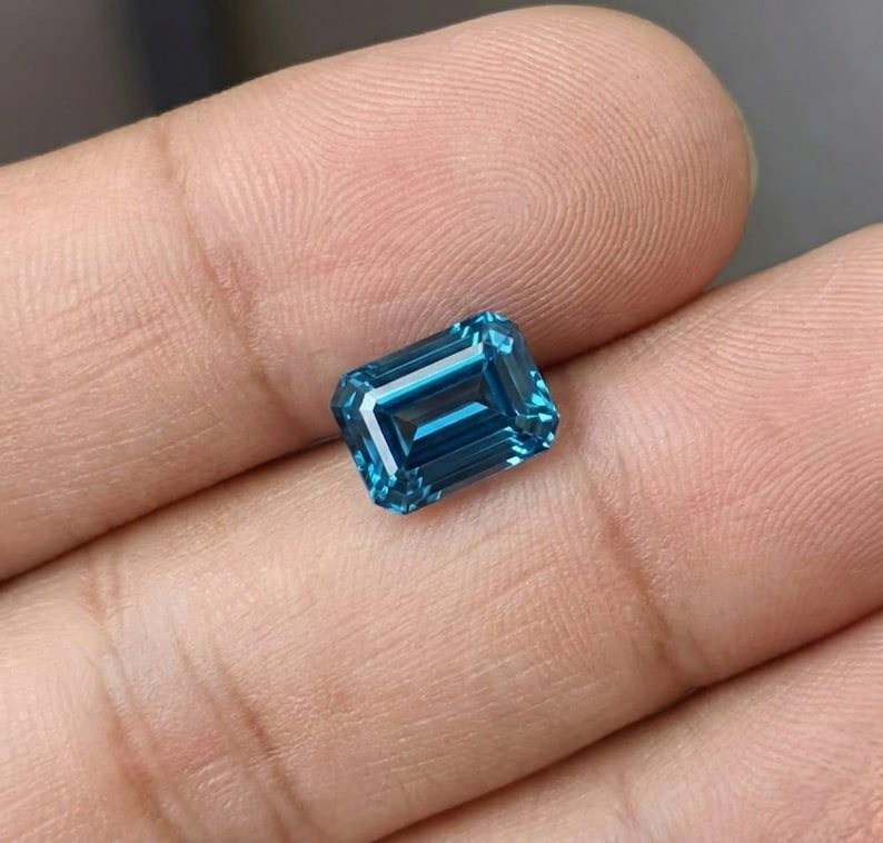 2Ct Fancy Green Moissanite Diamond Loose 5x7mm Emerald Cut VVS1 Gemstone 2 pcs