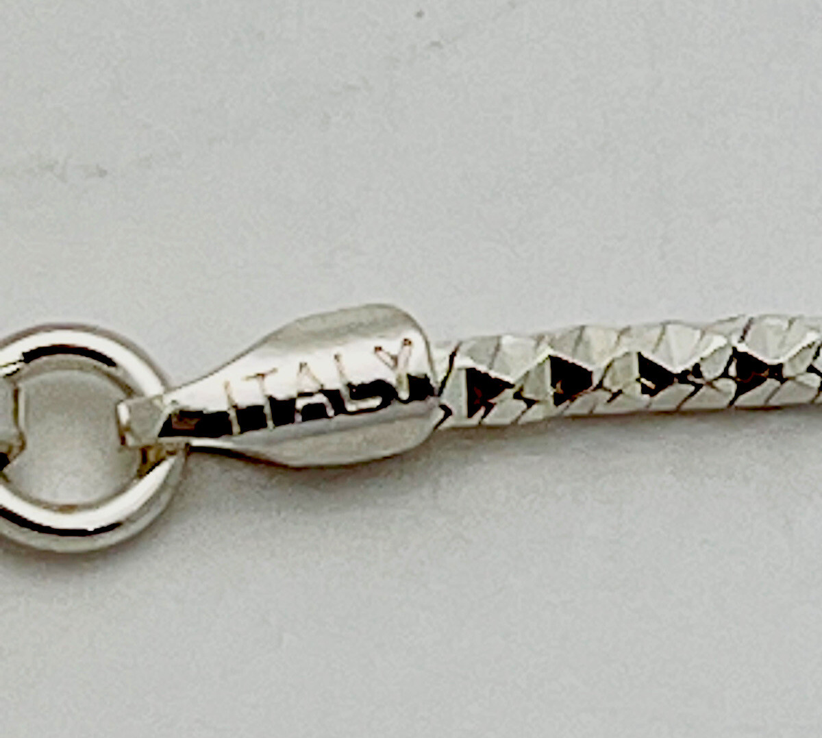 925 Sterling Silver Diamond Cut Snake Bracelet 8”