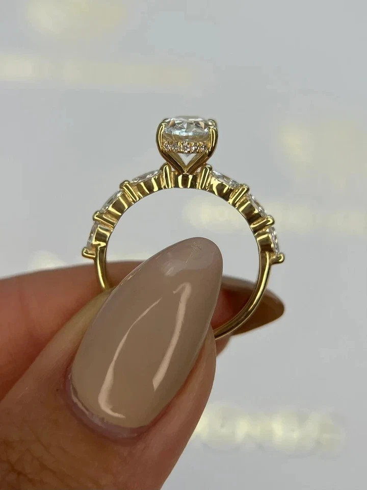 IGI Certified 1.80 Ct Diamond Ring Oval Cut 14k Yellow Gold Lab Grown VVS E F