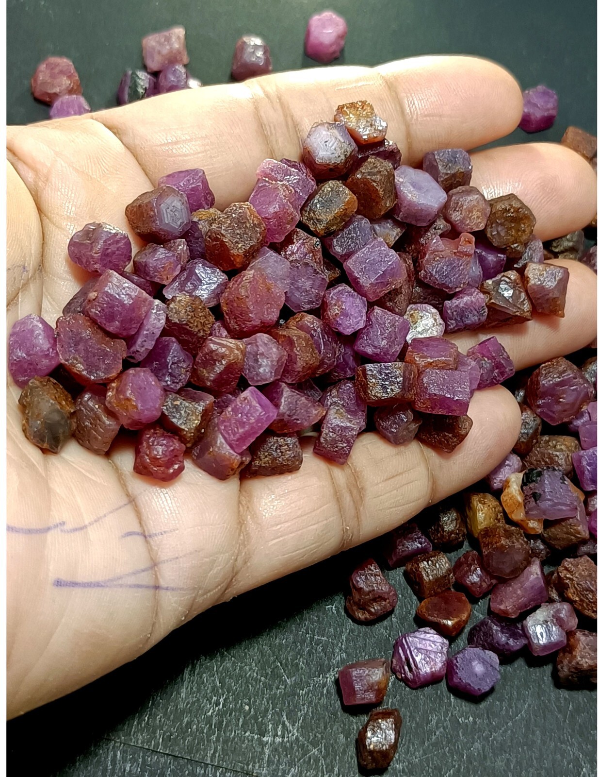 AAA+ Quality 100% Natural African Ruby Sapphire Unheated 50 Ct Loose Rough Lot