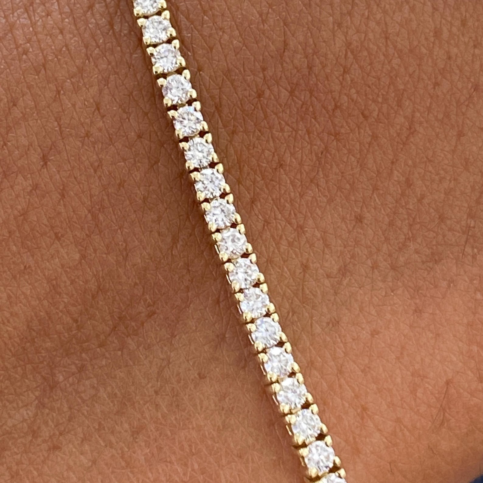 14K Yellow Gold Round Cut Natural Diamond Women’s Lovely Gift Tennis Bracelet