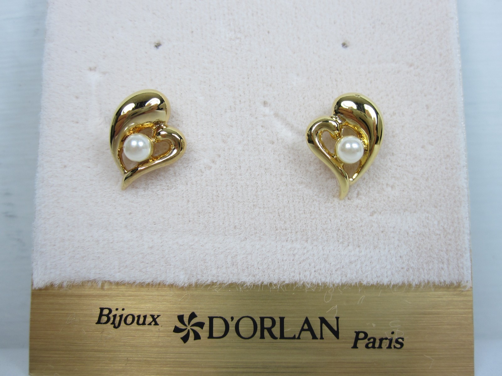 D’Orlan Gold Plated Pierced Earrings with Pearls – 8755