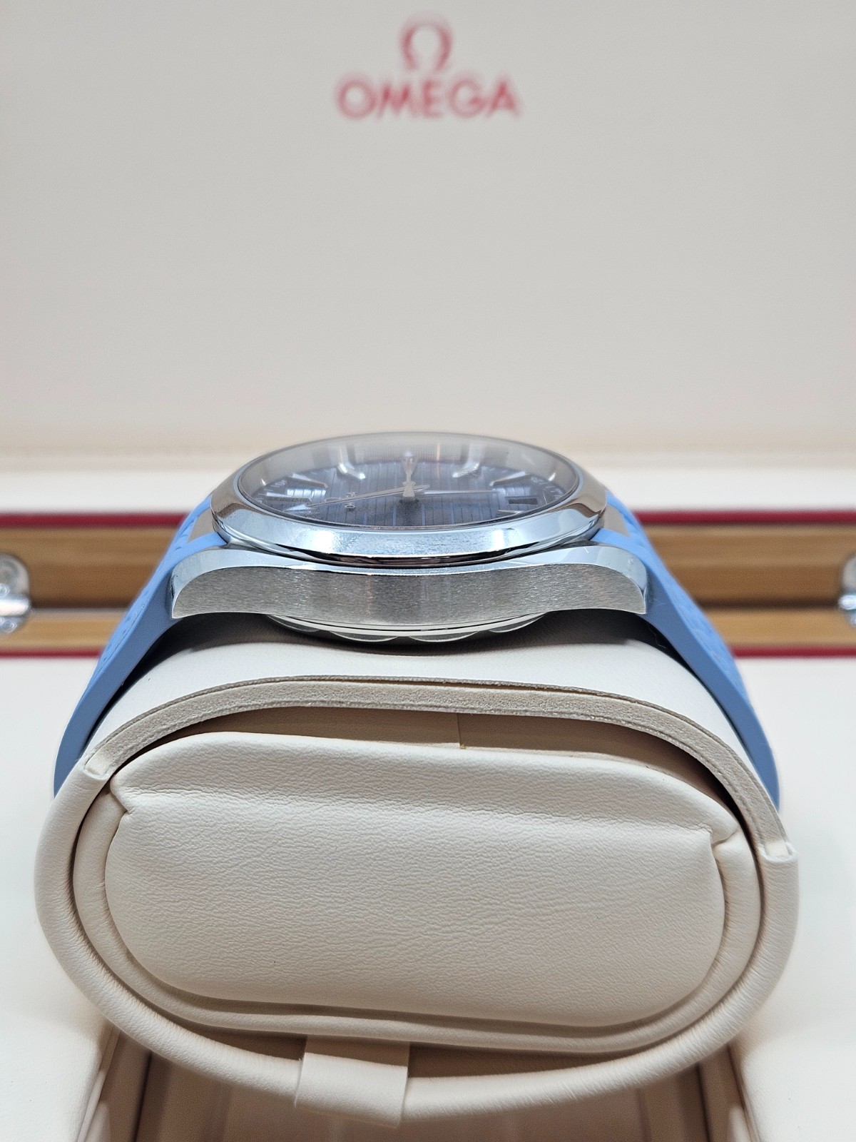 2023 OMEGA Seamaster Aqua Terra 150M 220.12.41.21.03.008 Summer Blue
