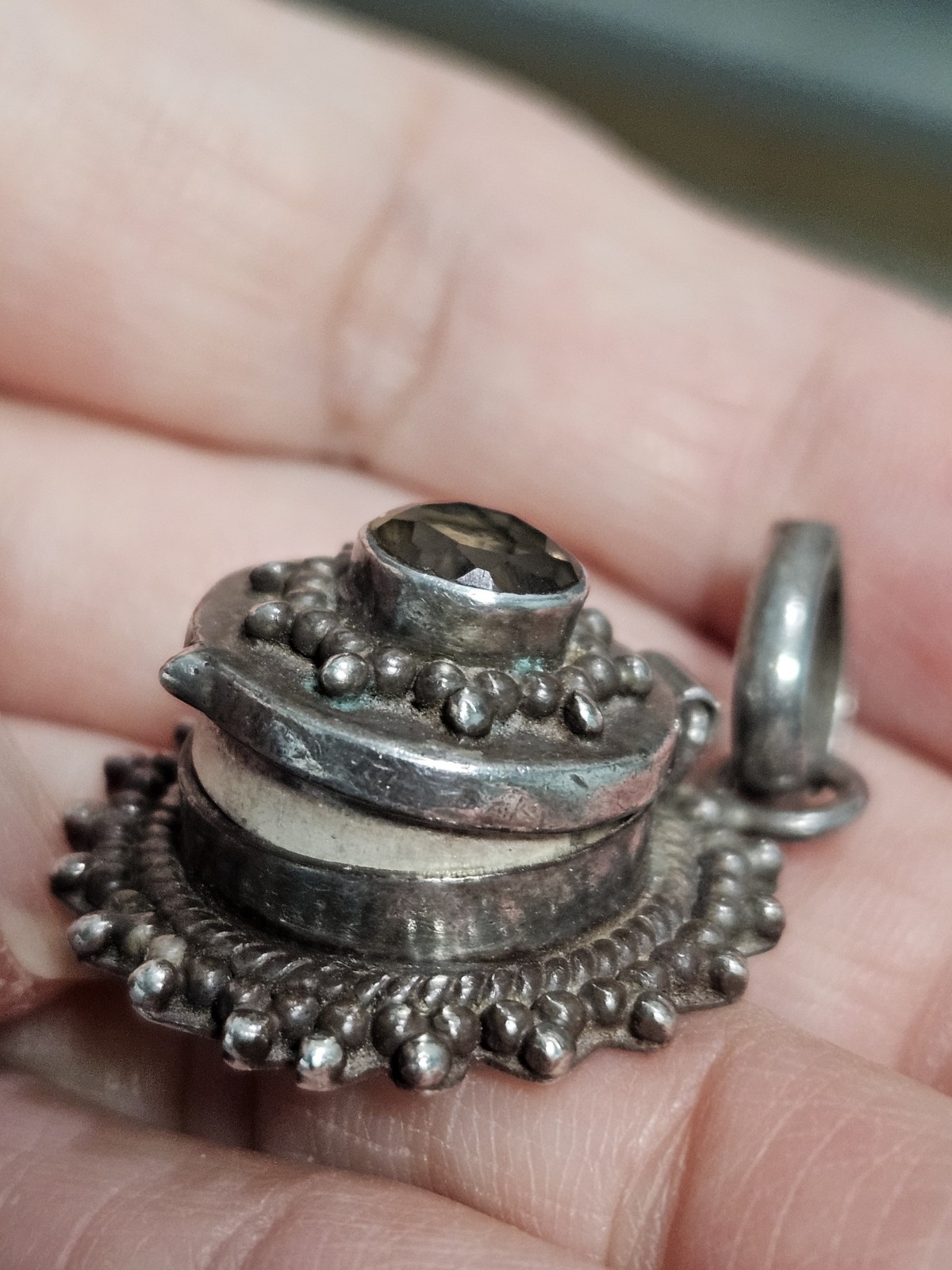Vintage 925 Pill / Poison /Locket Box Pendant 10g