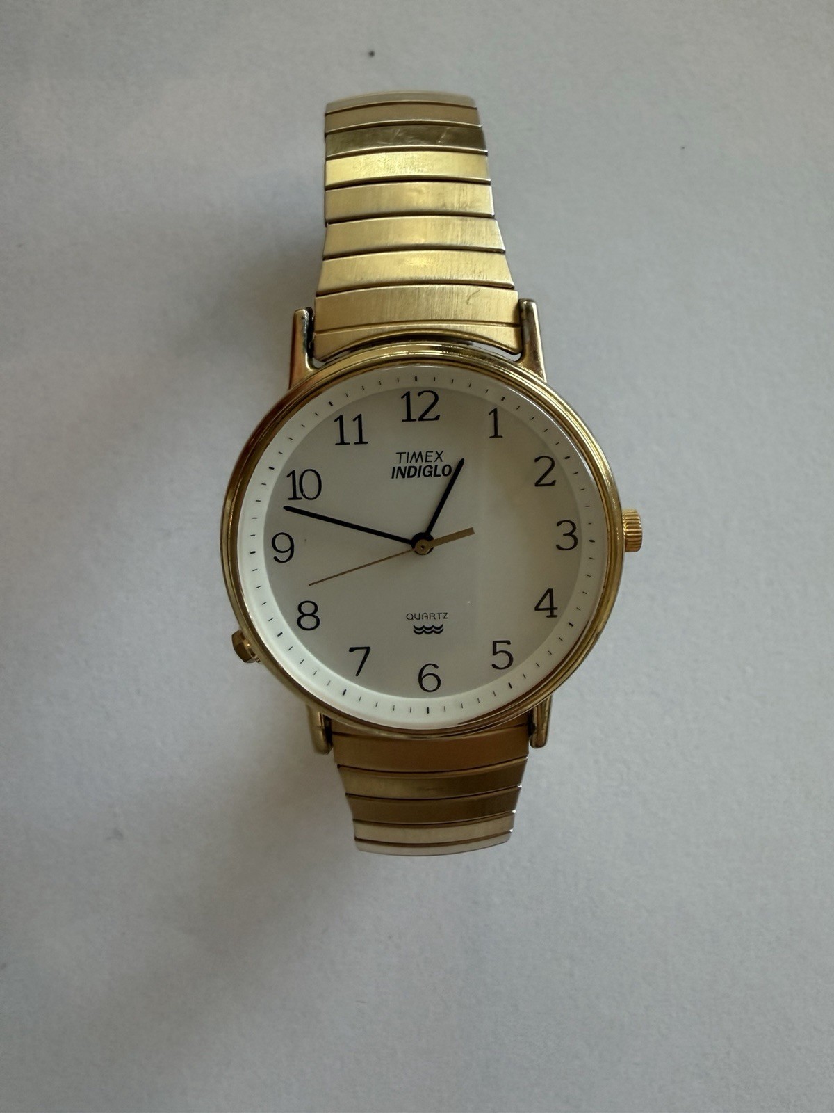 Timex Indiglo Quartz Analog White Dial Gold Tone Water Resistant vintage