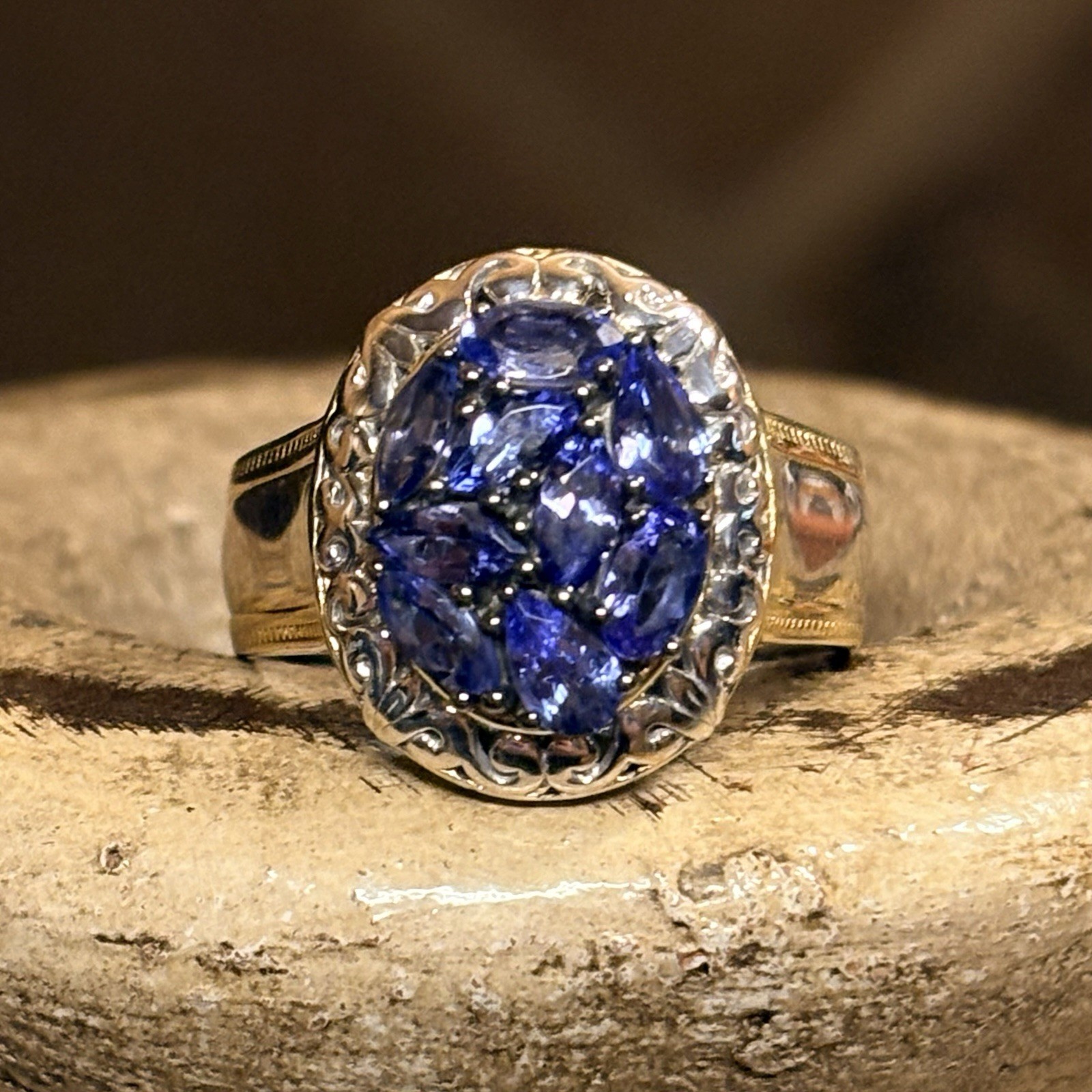Gems En Vogue Ring Size 9 Sterling Silver Two Tone w/ Tanzanite Cluster