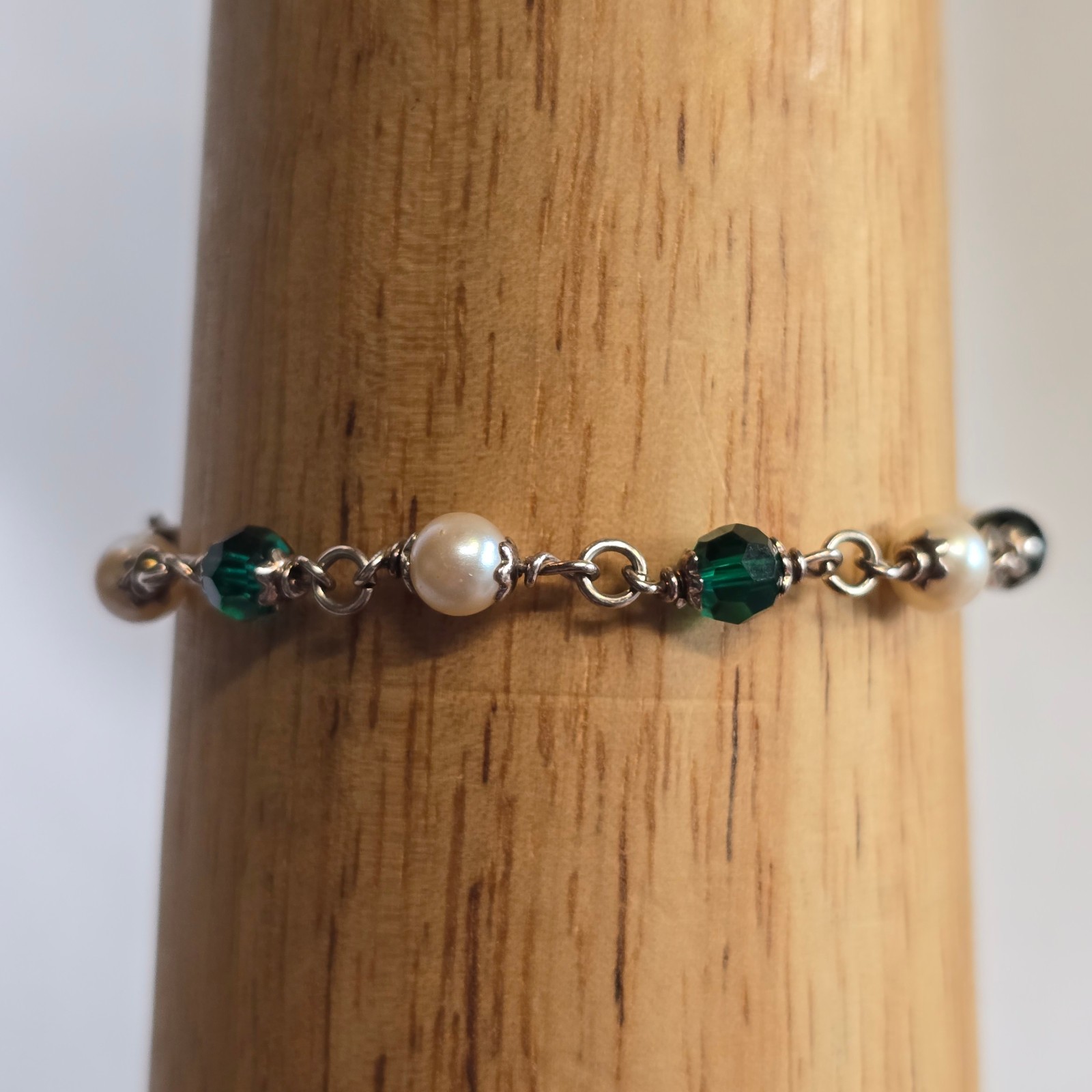 Sterling Silver Bracelet 7.36g Jewelry 7.5″ Faux Pearls & Green Stones *READ*