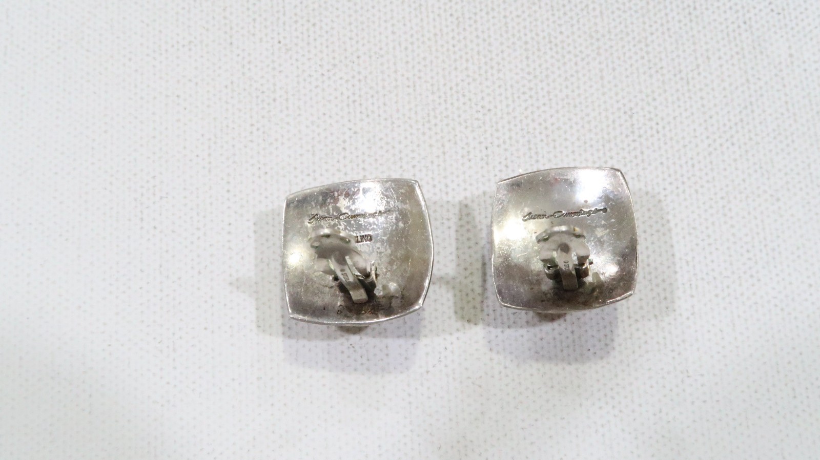Rare Susan Cummings sterling lion endangered species Africa 925 clip on earrings