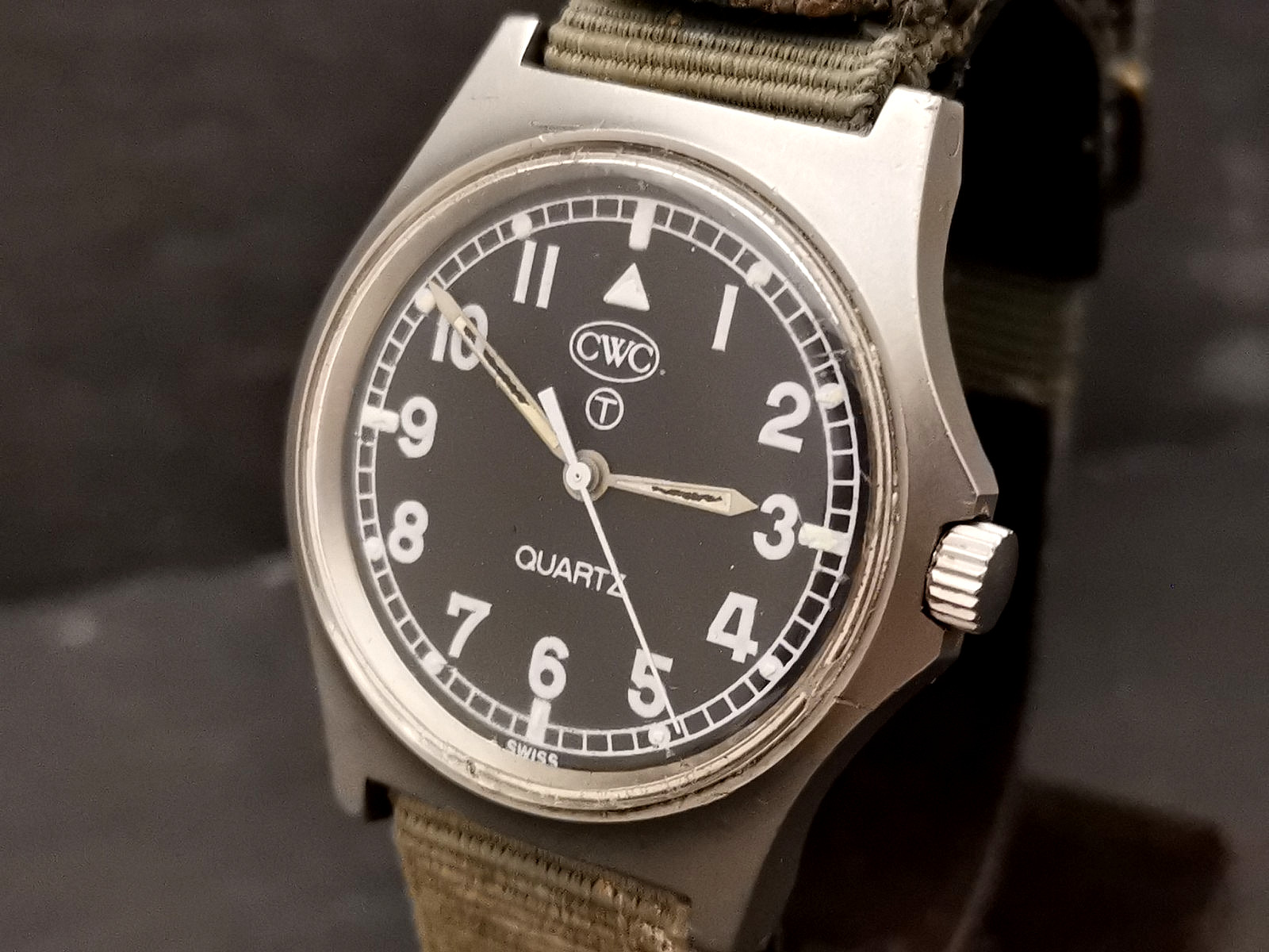 CWC G10 Quartz Watch 0555 Royal Navy Issued. Dated 1988. Working. Bonded strap.