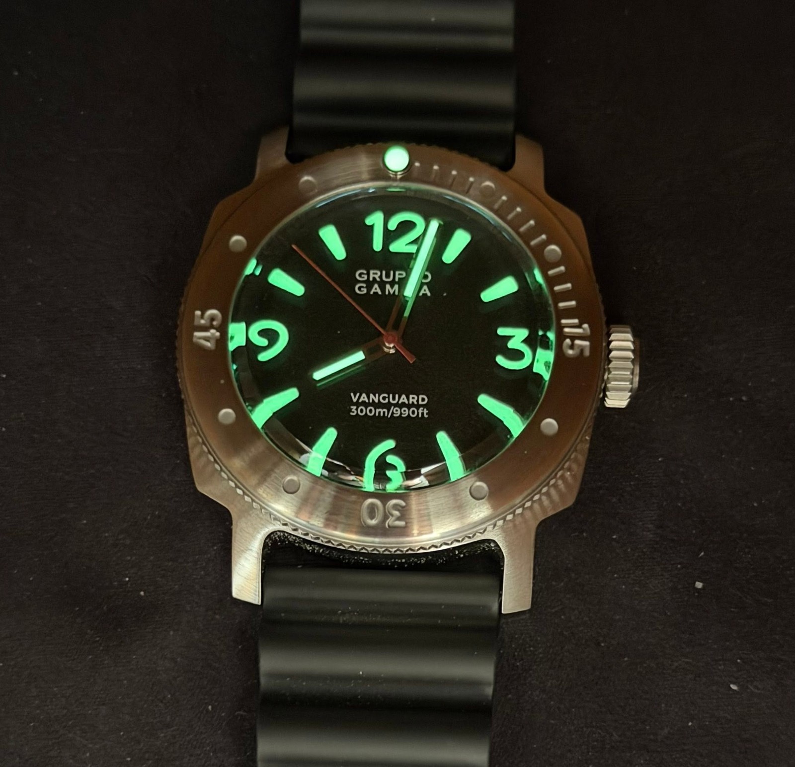 GRUPPO GAMMA VAN GUARD 43MM SWISS ETA 2824-2 AUTOMATIC WATCH
