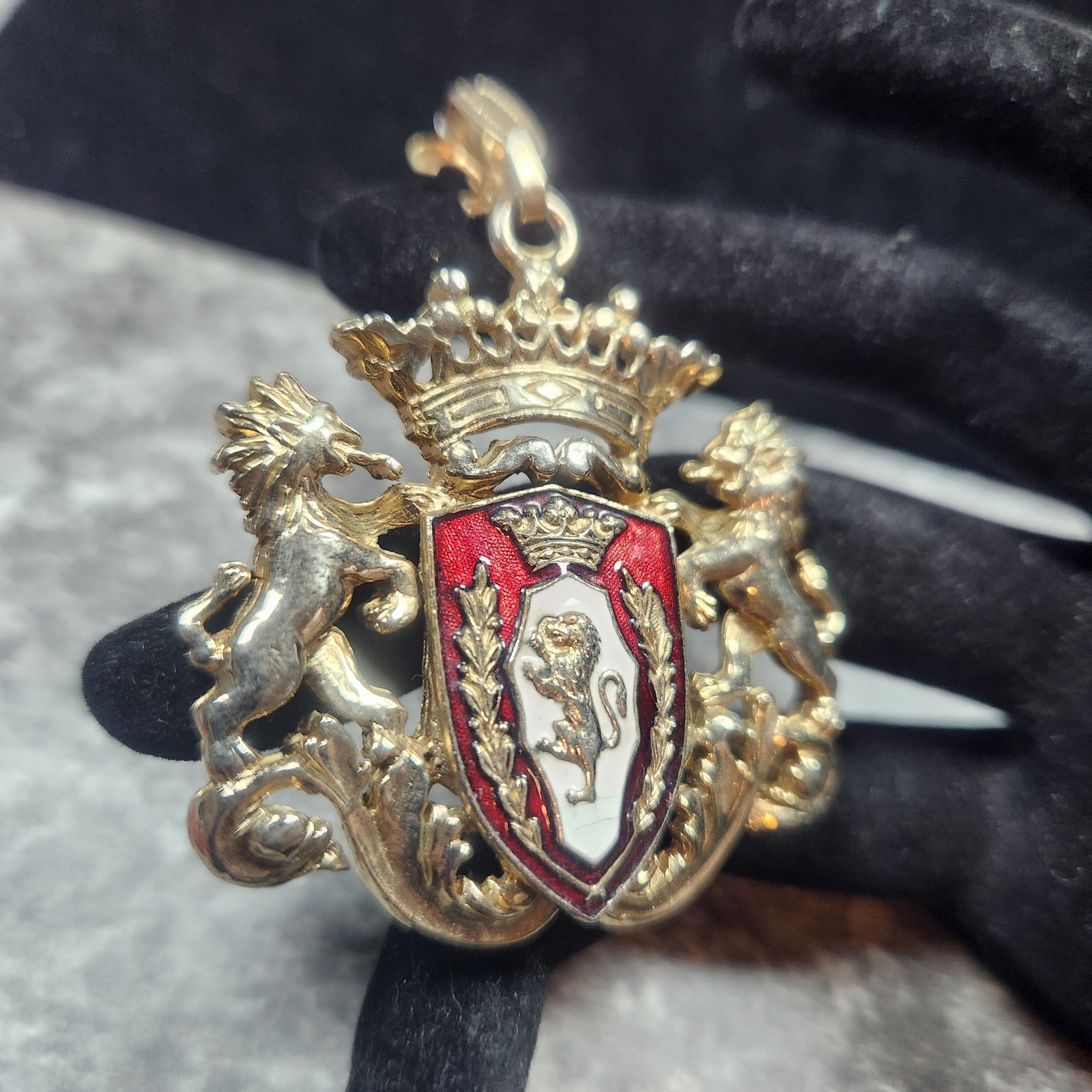 Vintage Heraldic Crest Lion Gold Tone Red White Enamel Coat of Arms Crown charm