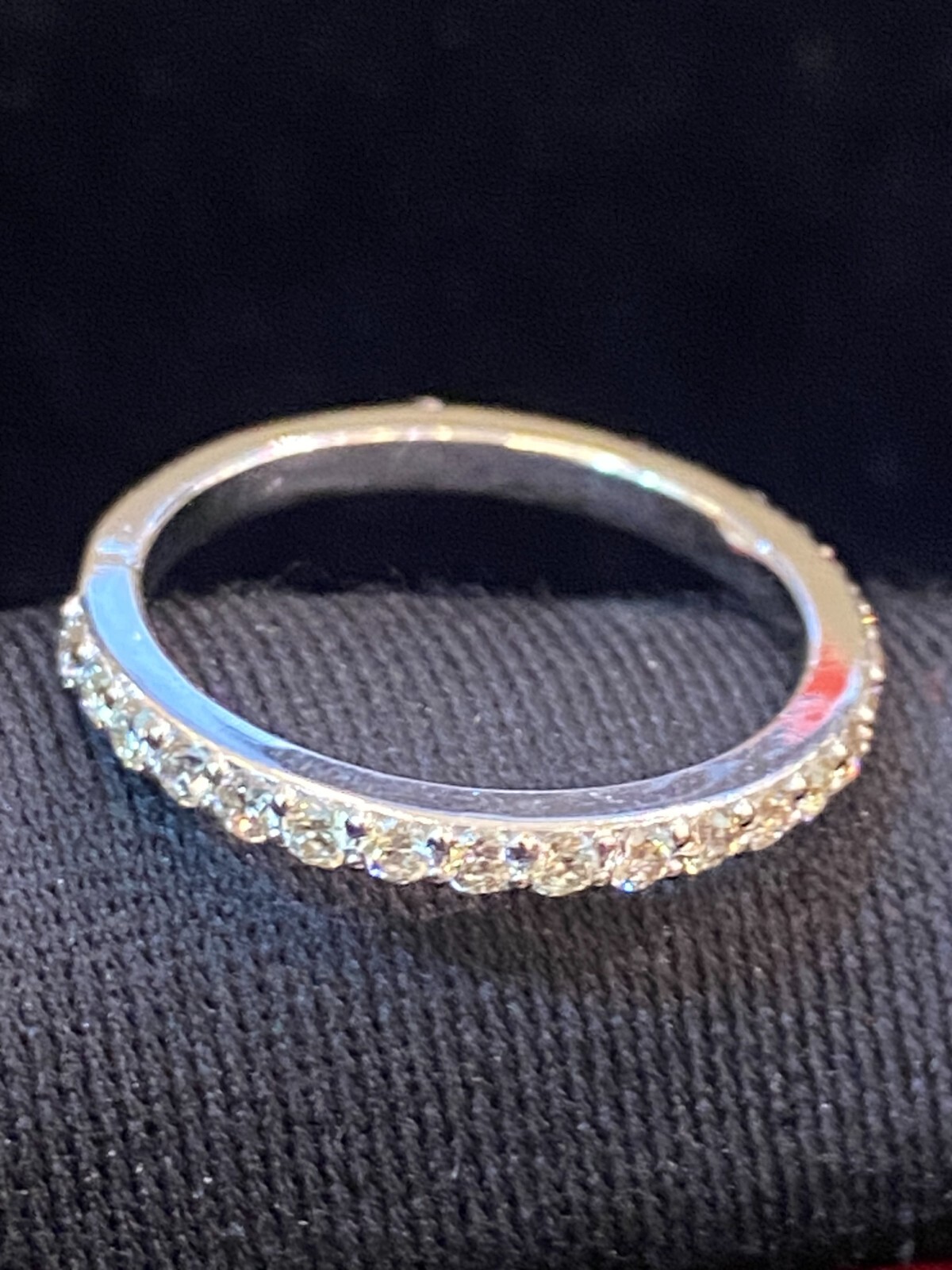 Pave 0.70 Cts Round Brilliant Cut Natural Diamonds Wedding Band Ring In 18K Gold