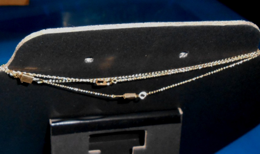 14KT LOT OF 3 DELICATE NECKLACES (2) 20″ and (1) 15.5″ – 1.73 GRAMS