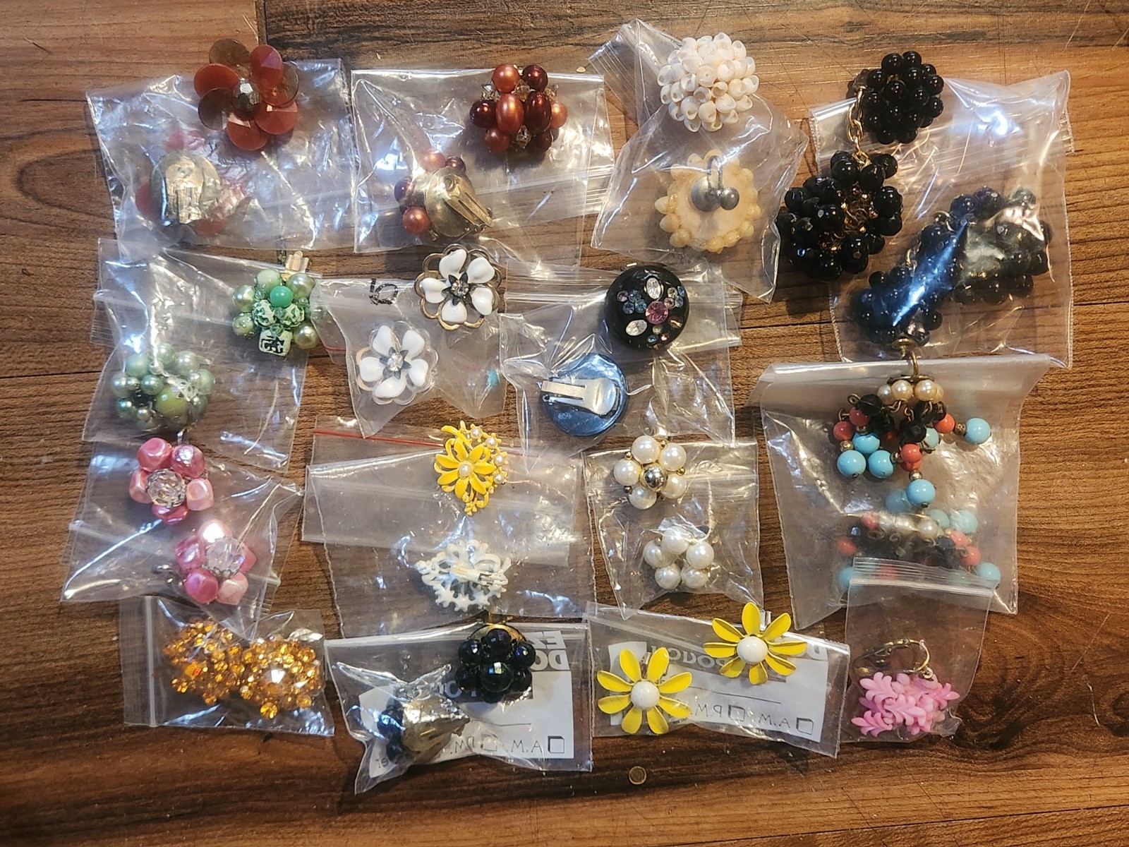 Vintage Flower Bloom Clip-On Earring Lot of 15 Signed Hong Kong Japan & Unsigned