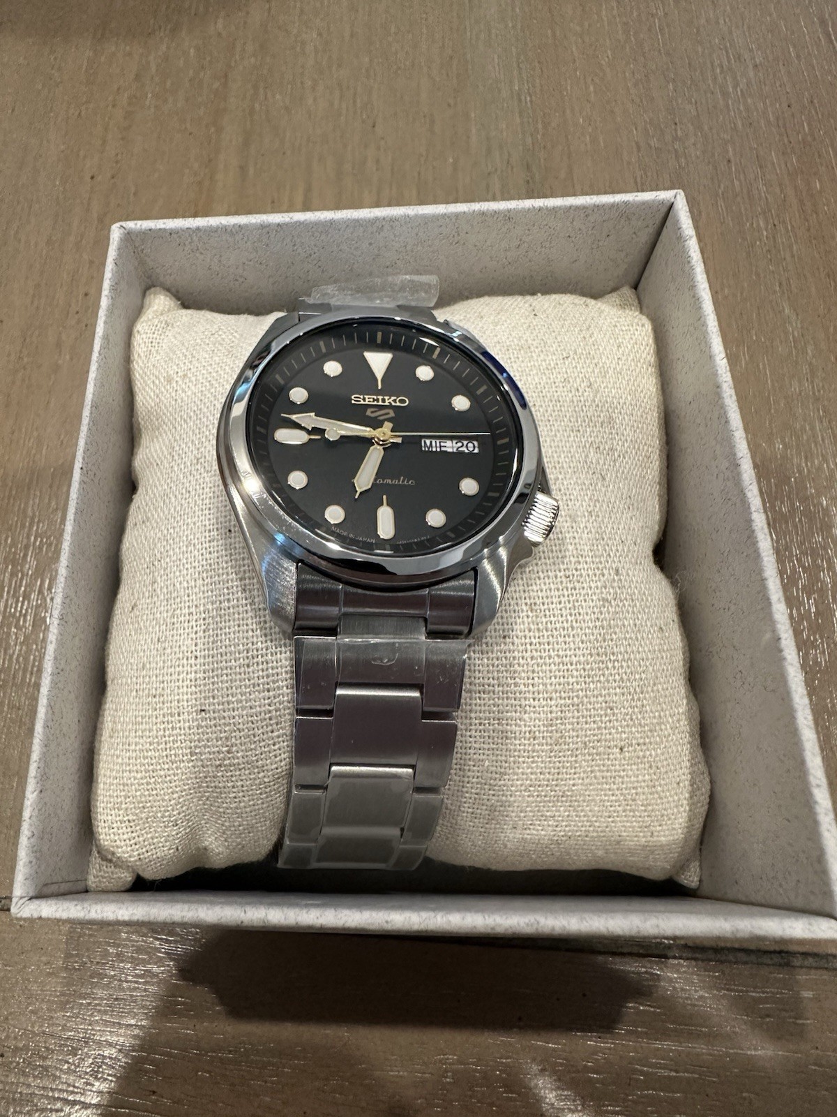 Seiko 5 Sports Men’s Black Watch – SRPE57K1