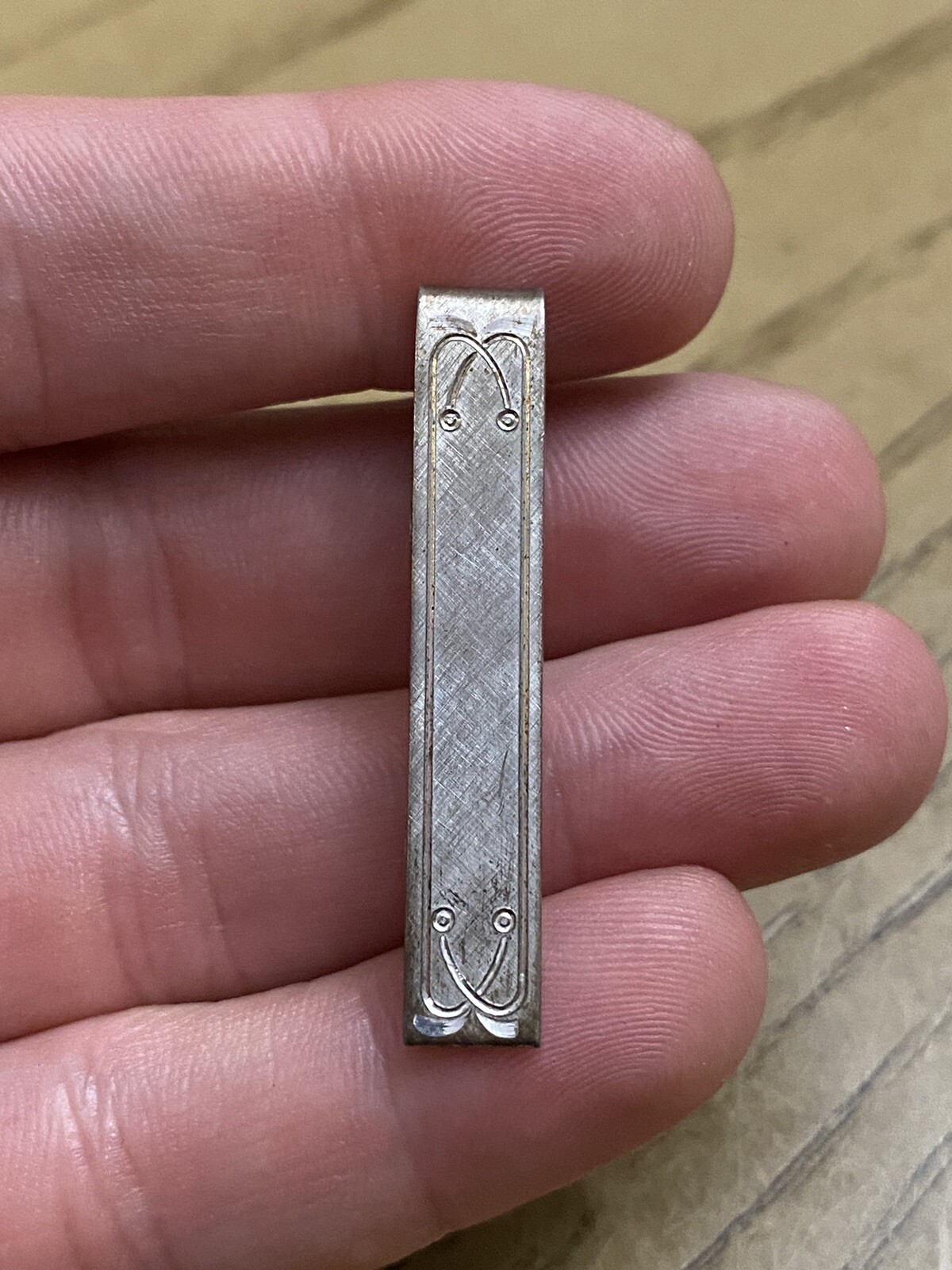 A&Z Vintage Sterling Silver 925 Designer Signed Etched Clip