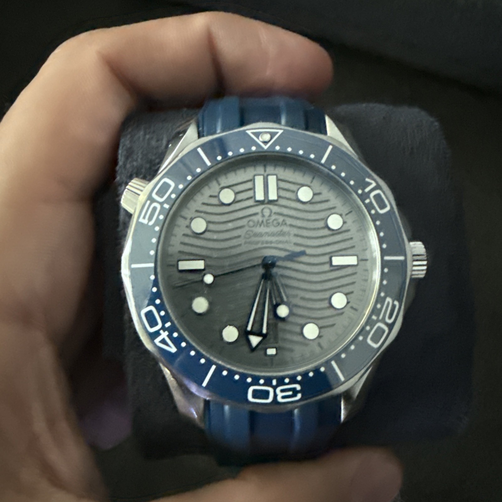OMEGA Seamaster Diver 300M Grey Wave Dial 42mm | 210.32.42.20.06.001 |