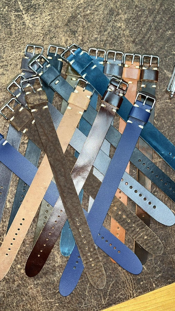 138 18mm 20mm 22mm Mixed Size & Colour 50pcs Leather Watch Strap