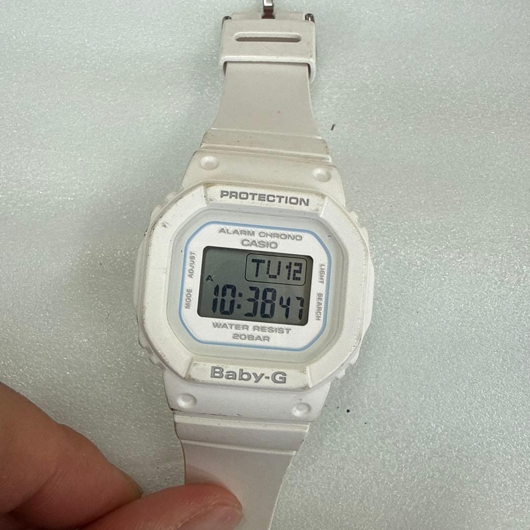CASIO BABY-G white wristwatch