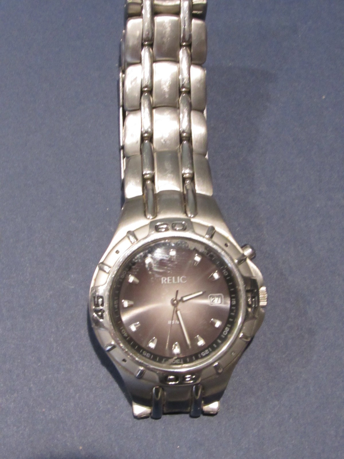 Relic Wet Men’s 50 Meter / 165 Feet Stainless Steel Silver/ Gray 39mm Watch