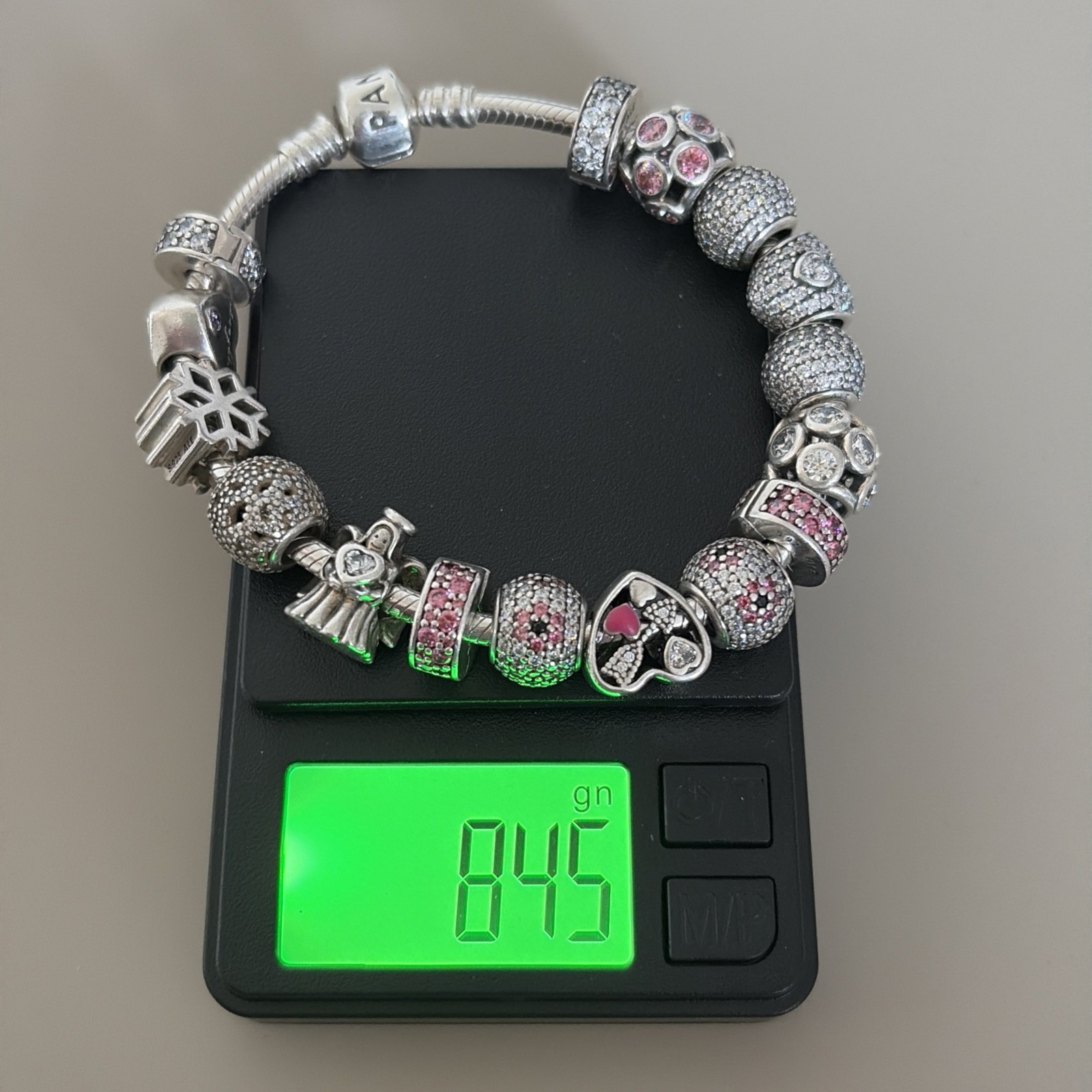 Authentic Pandora Moments Bracelet With 16 Pandora Charms/clips