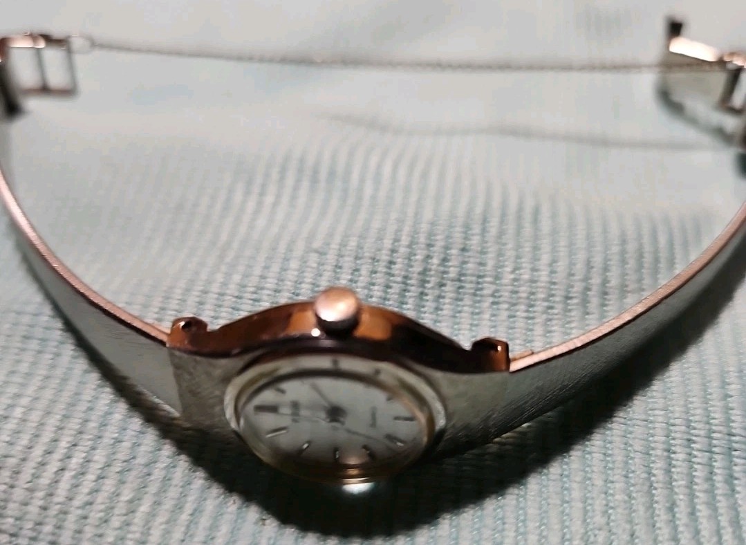 Sears Women’s Phasar Watch Y481-1100 Gold Tone READ Sears Roebuck and Co VTG
