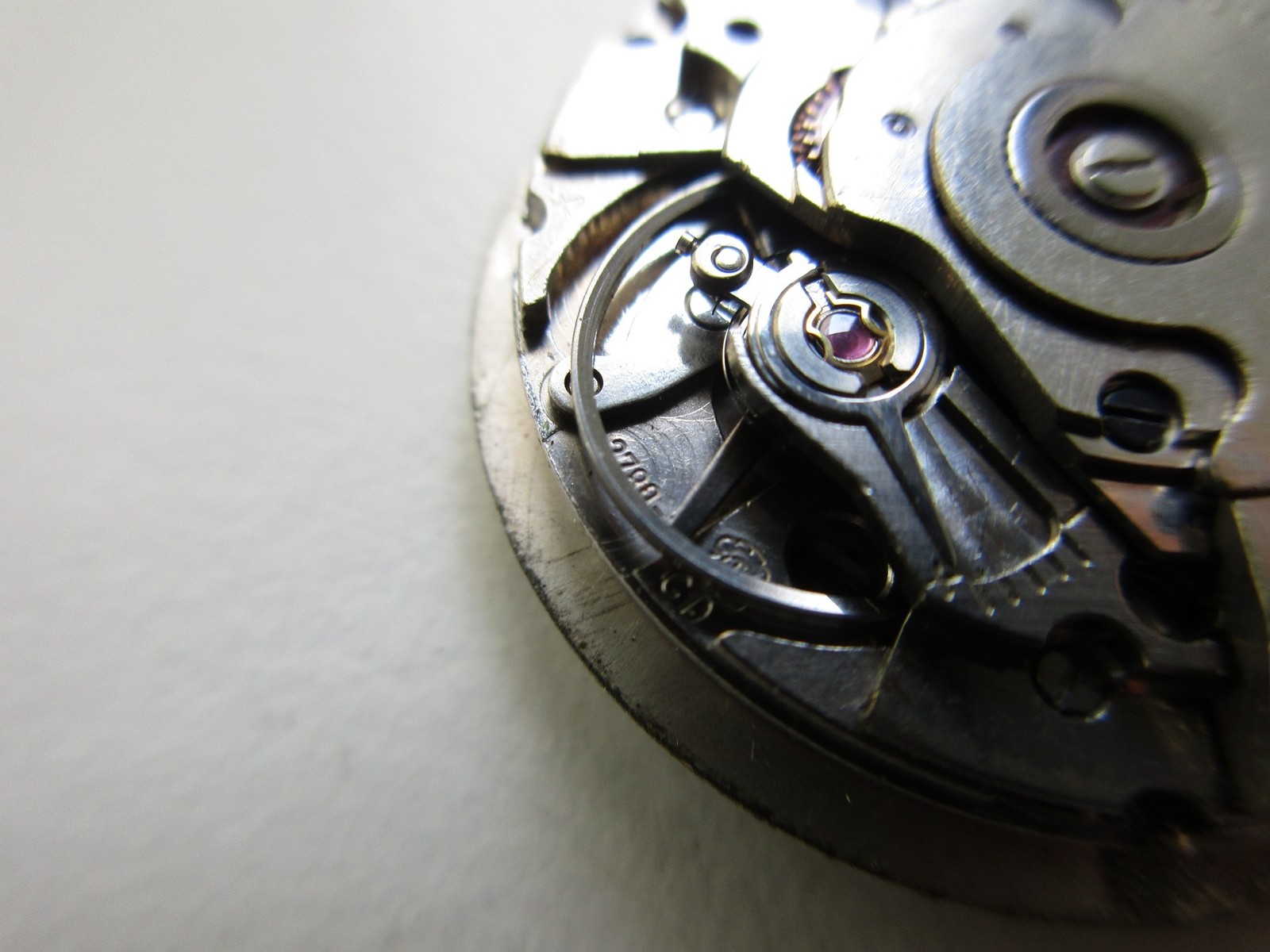 ETA cal. 2789-1 Swiss automatic watch movement – balance moves – for parts
