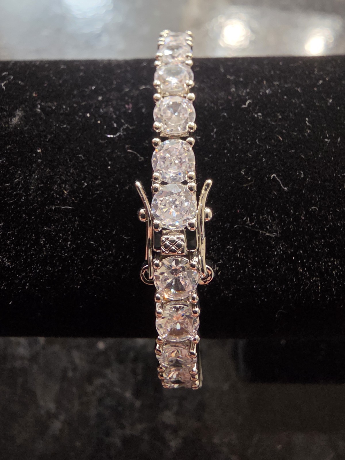 Smyoue 5mm Round CZ Tennis Bracelet, Silver Plated, Secure Box Clasp 8 Inches