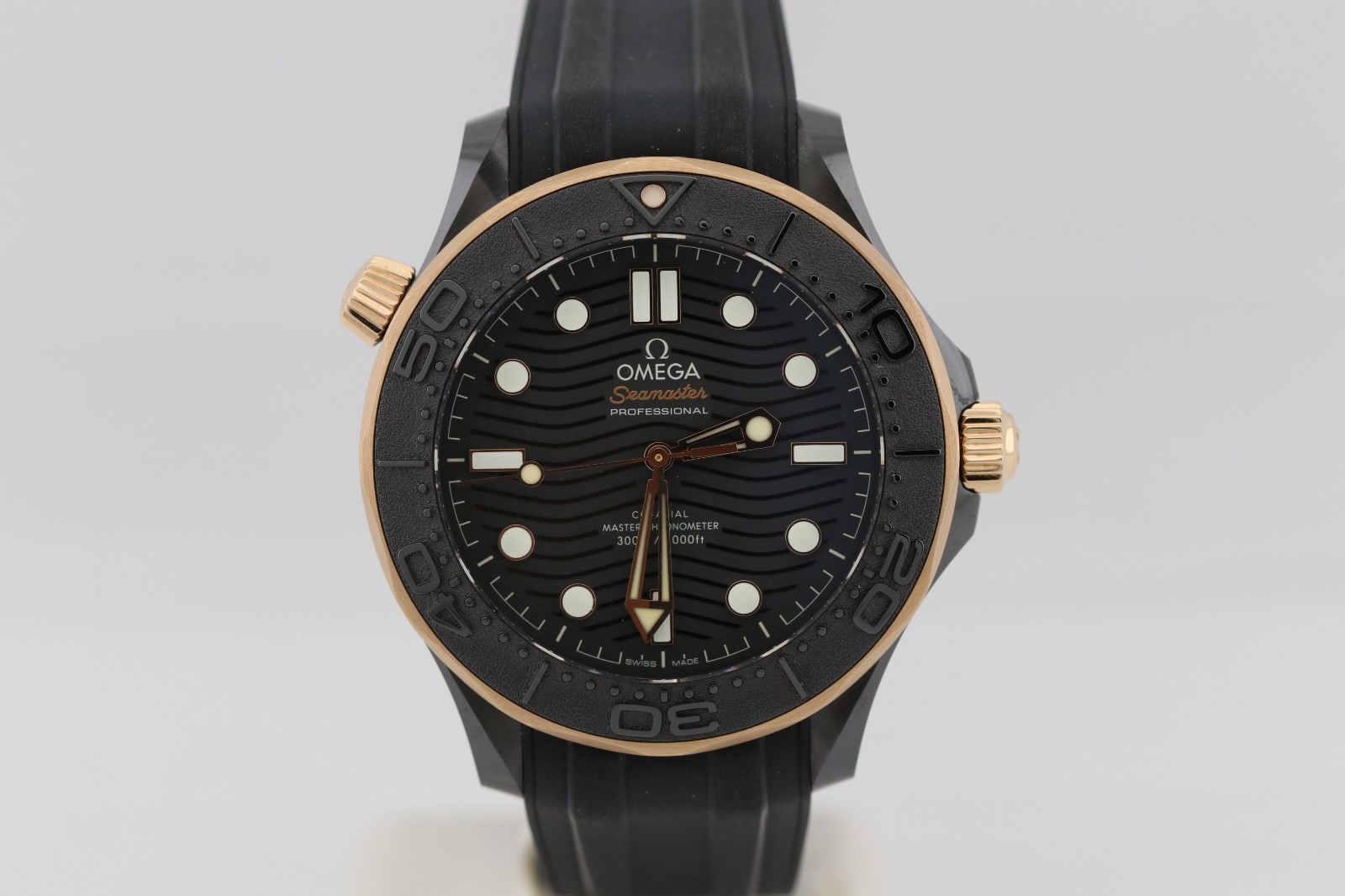 Omega Seamaster Diver 300m Black Ceramic RG 43.5mm Watch 210.62.44.20.01.001
