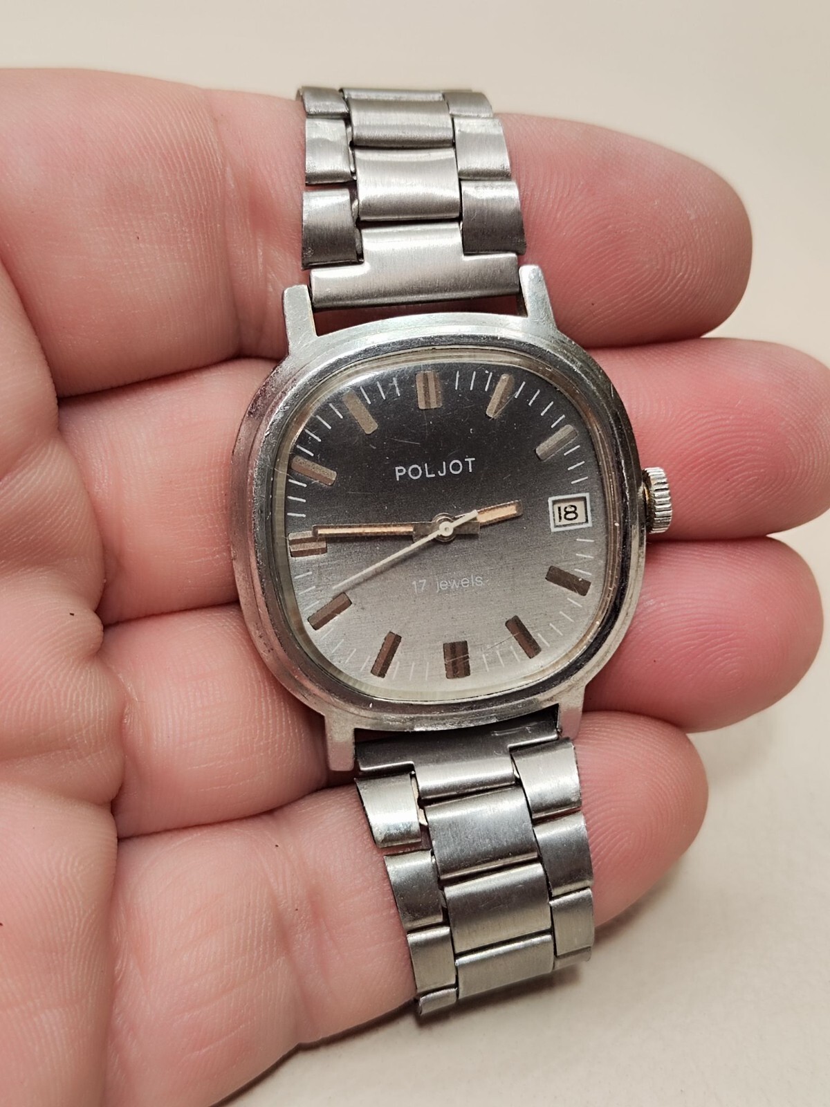 Rare Vintage Russian Wristwatch Poljot 2614.2H 17 Jewels