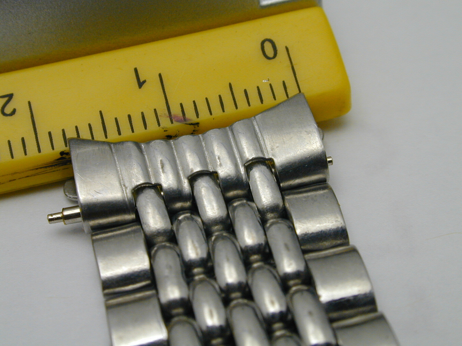 Vintage Beads of Rice watch band 11/16 18.1 MM ends Zodiac Sea Wolf compatible