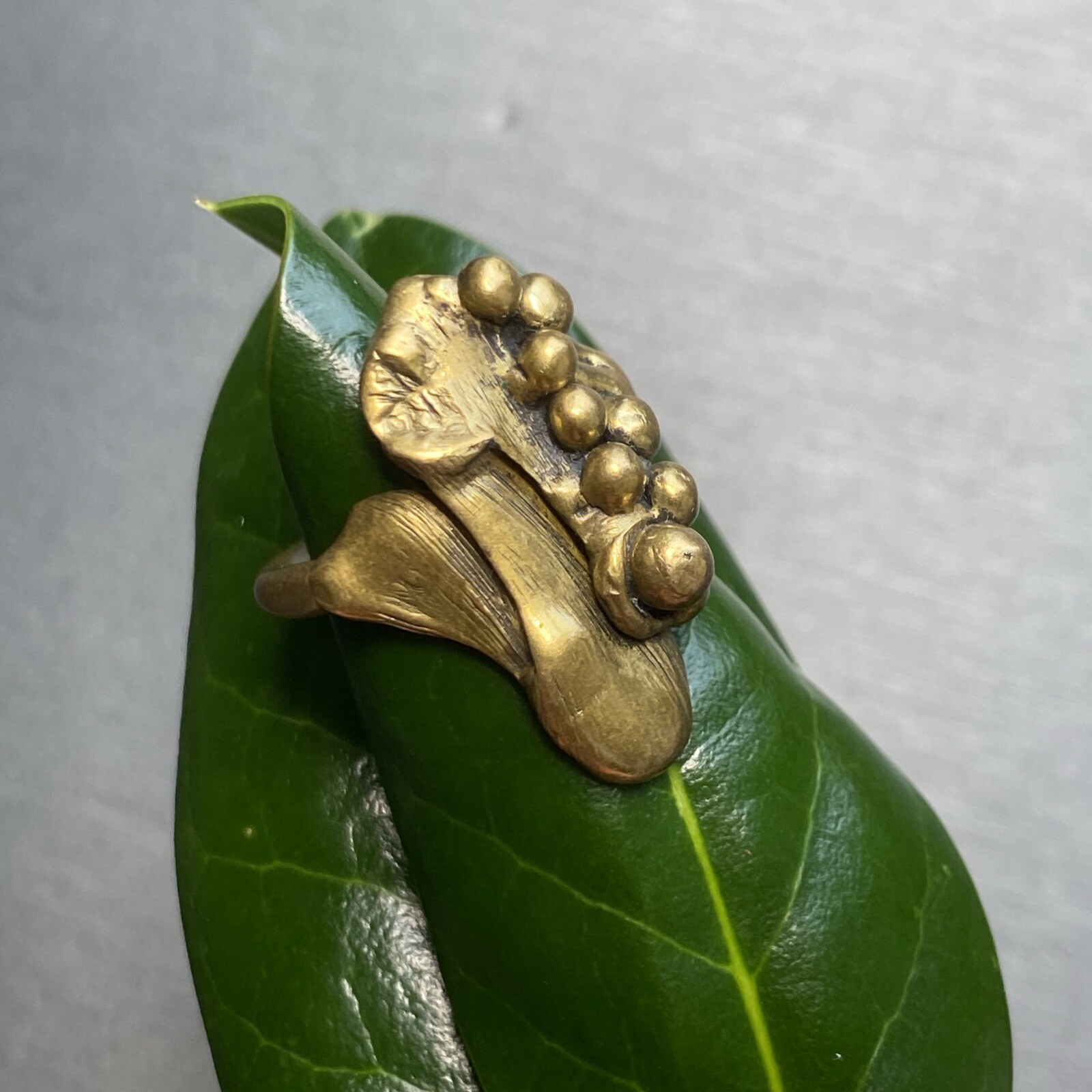 Antique Vintage Art Nouveau Bronze Ring Estate Jewelry Pre-owned Calla Size 4