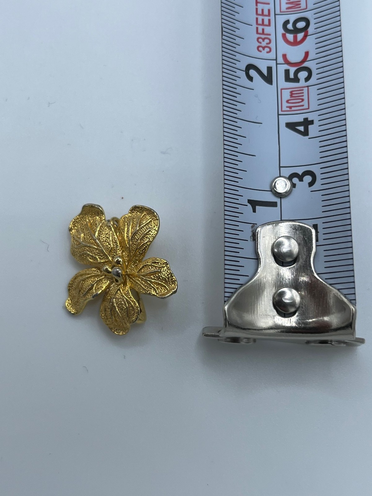 Gold Tone Flower Brooch Pin Floral Costume Lapel Singapore Orchid