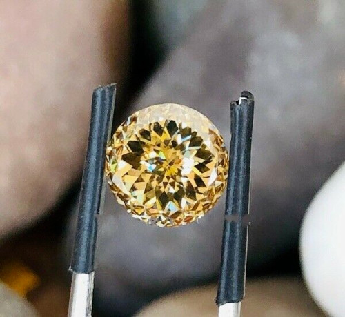 3 Carat Champagne Portuguese Diamond VVS1 Loose Gem for Pendant Jewelry