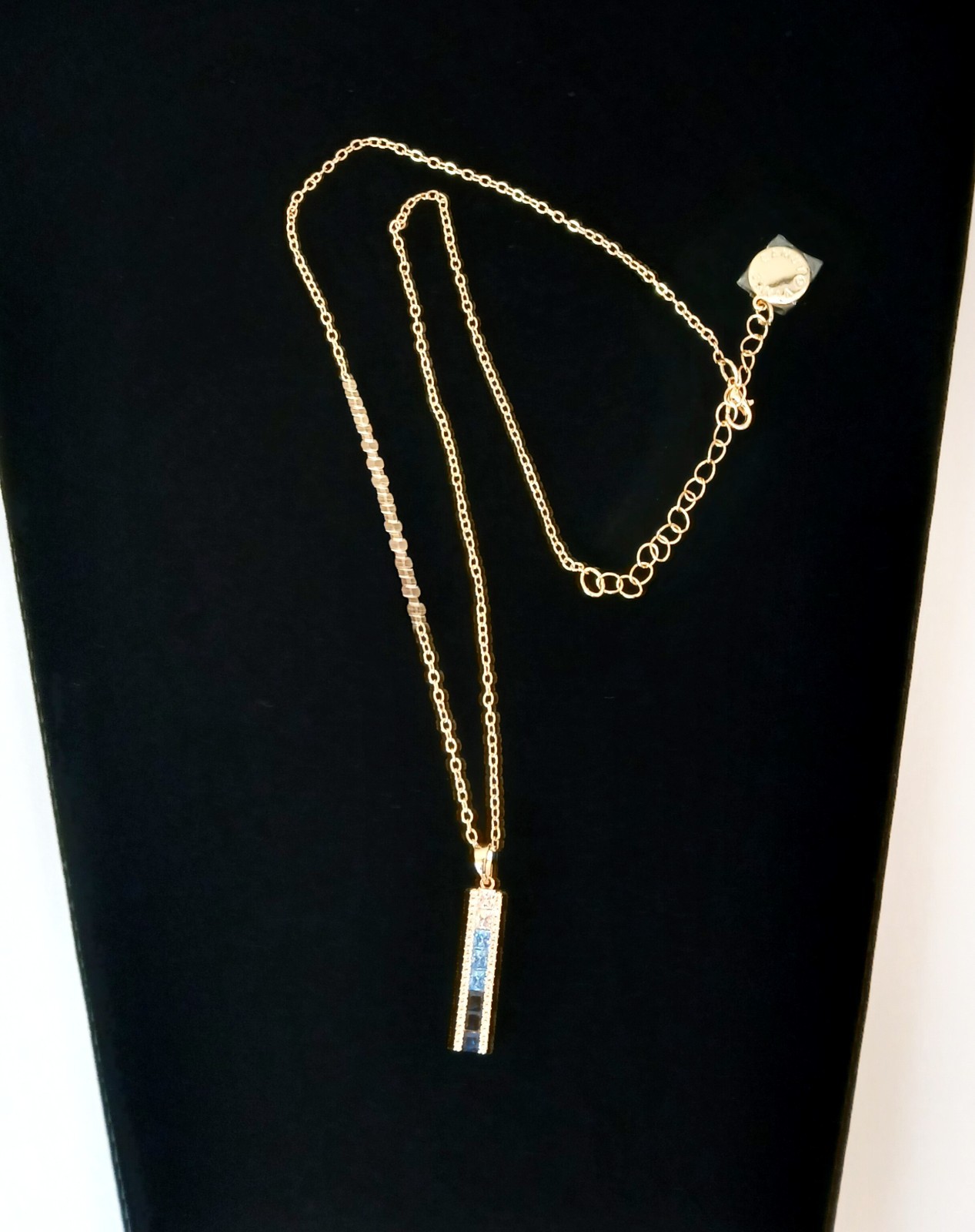Vince Camuto Blue Ombré Cubic Zirconia Necklace 12K gold-plated 18″ NEW OTHER
