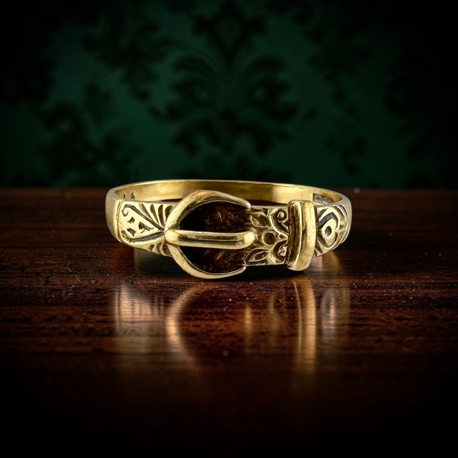 Antique 9K Yellow Gold Engraved Buckle Ring Size 7.75