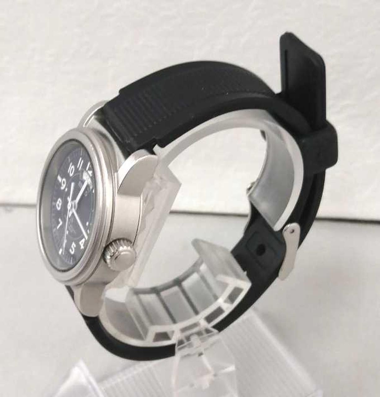Seiko SUS 7N33-6050 Quartz Day Date Rubber Watch