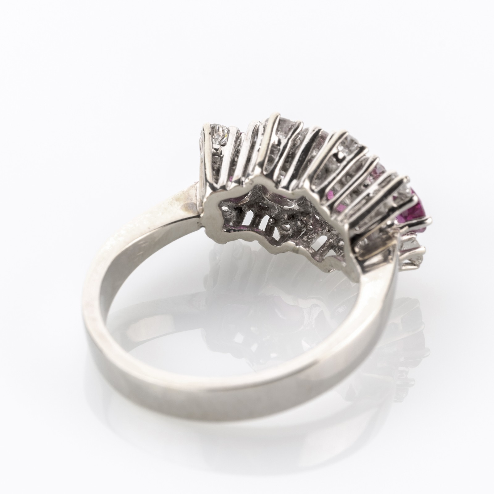 0.60ct Ruby and 0.70ct diamond Ring in 14K White Gold
