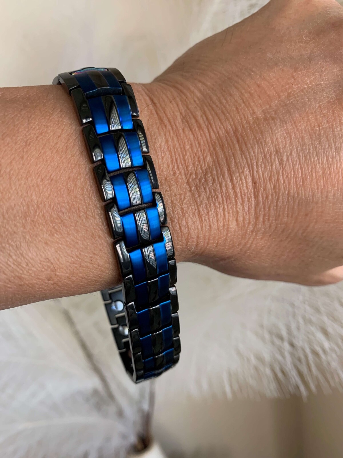 Gorgeous Magnetic Bracelet for men Arthritis Pain Relief Balance Energy Power