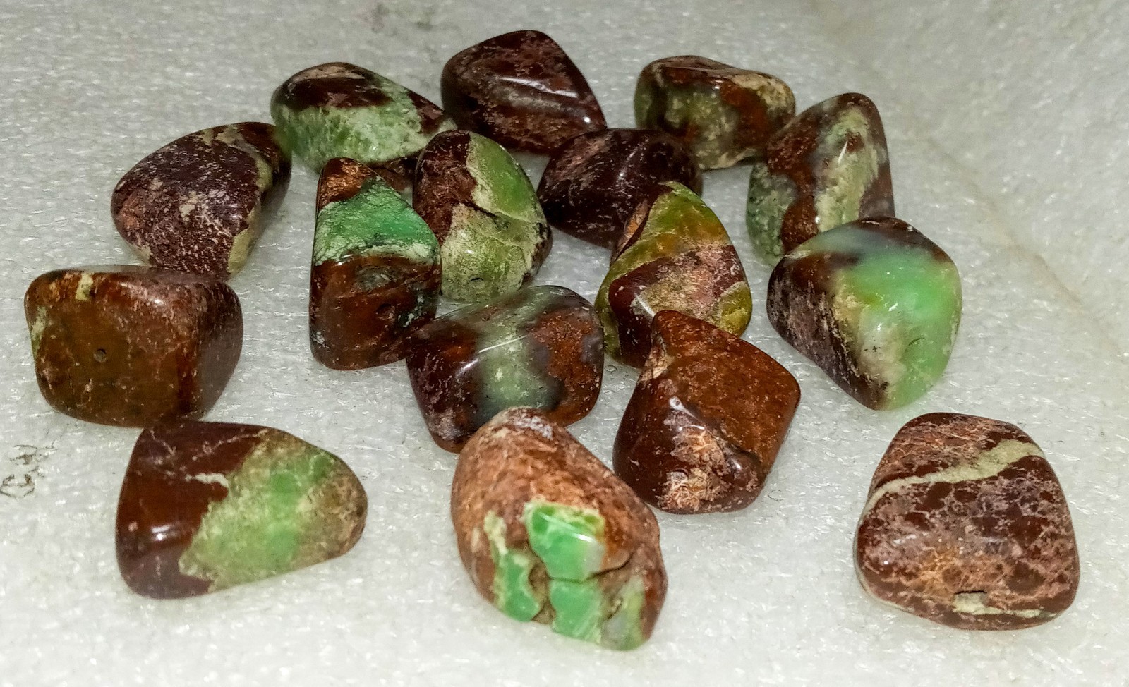 Confusionite Lot Of 16 Polished Beads W/Holes Loose Gemstones 1″ L x ½” D x ¾” W