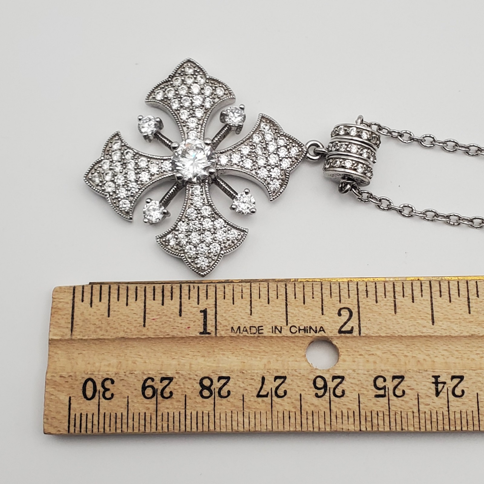 ESPO SIG SNAP Solid Sterling CZ Station Cable Chain 16″ with CZ Snap Cross