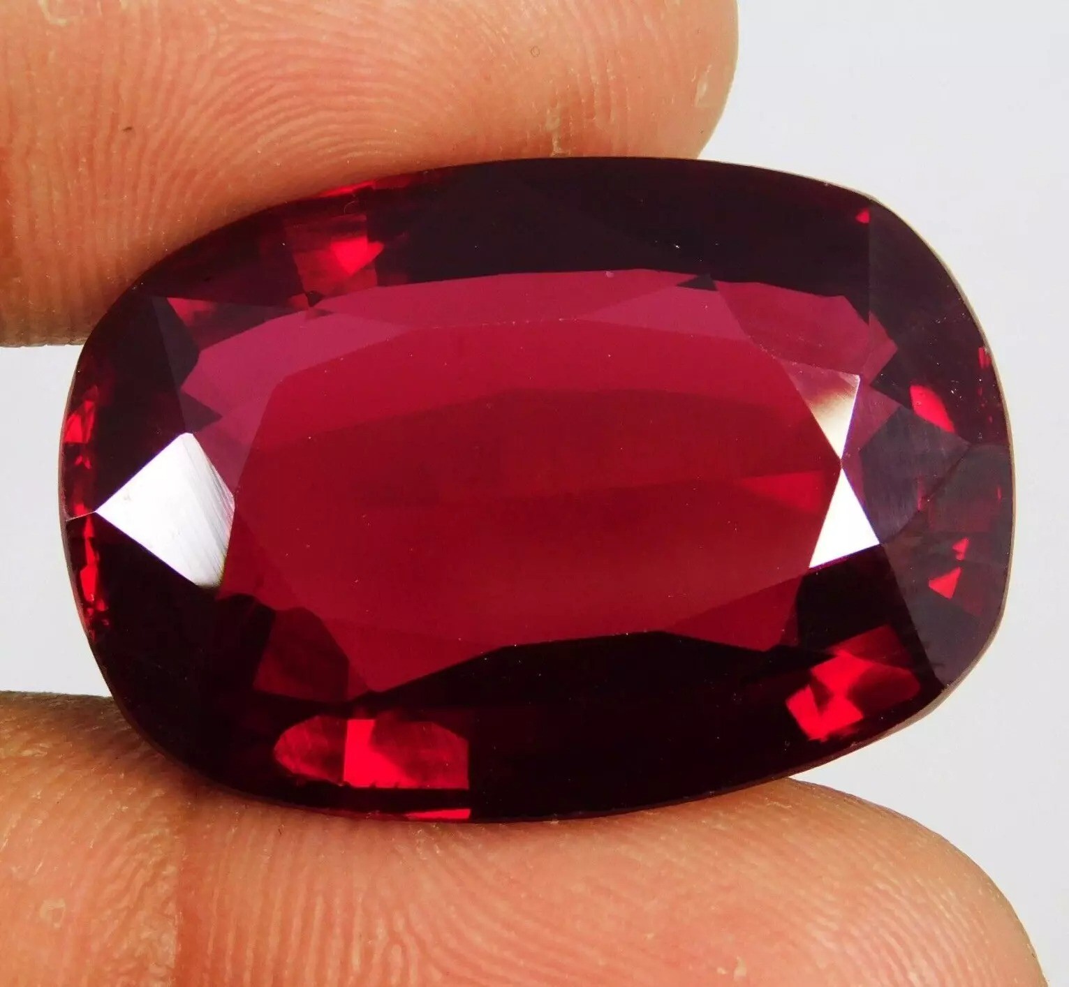 Certified 100 Ct Natural BURMA Pigeon Blood Red Ruby Loose Gemstone