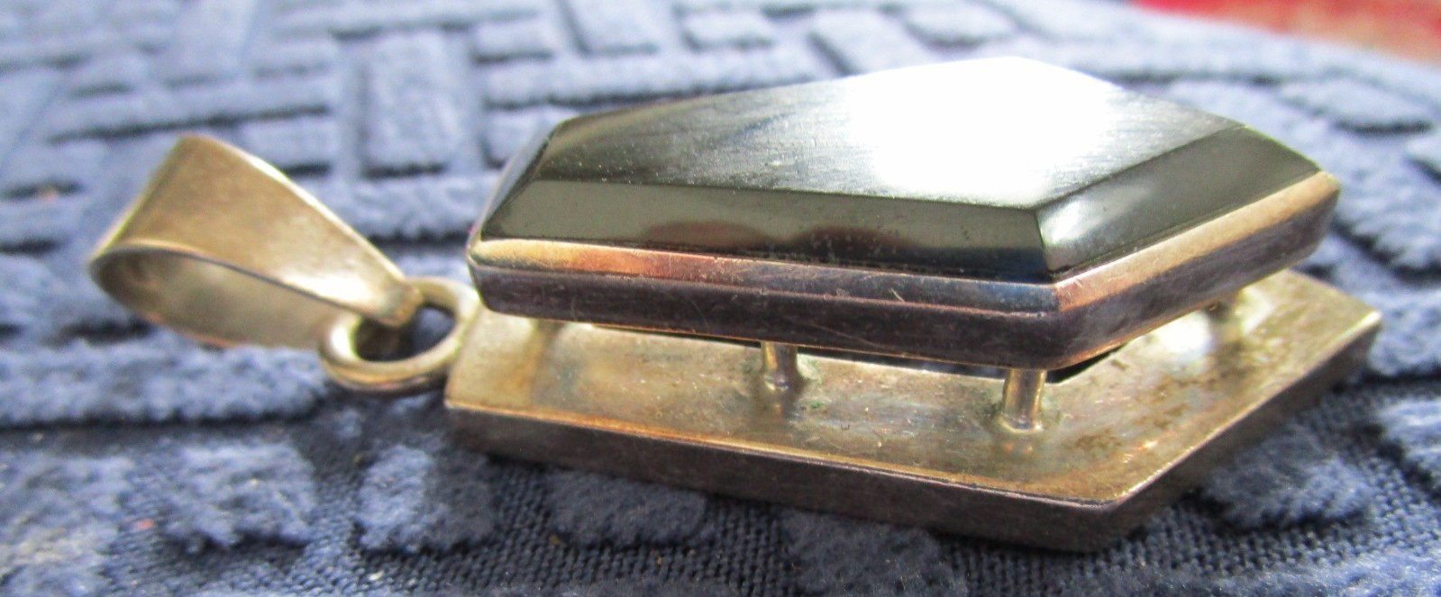 VTG Mexico Sterling 925 Onyx Pendant 42 gms Pentagon Open Raised Pillars 2 Layer