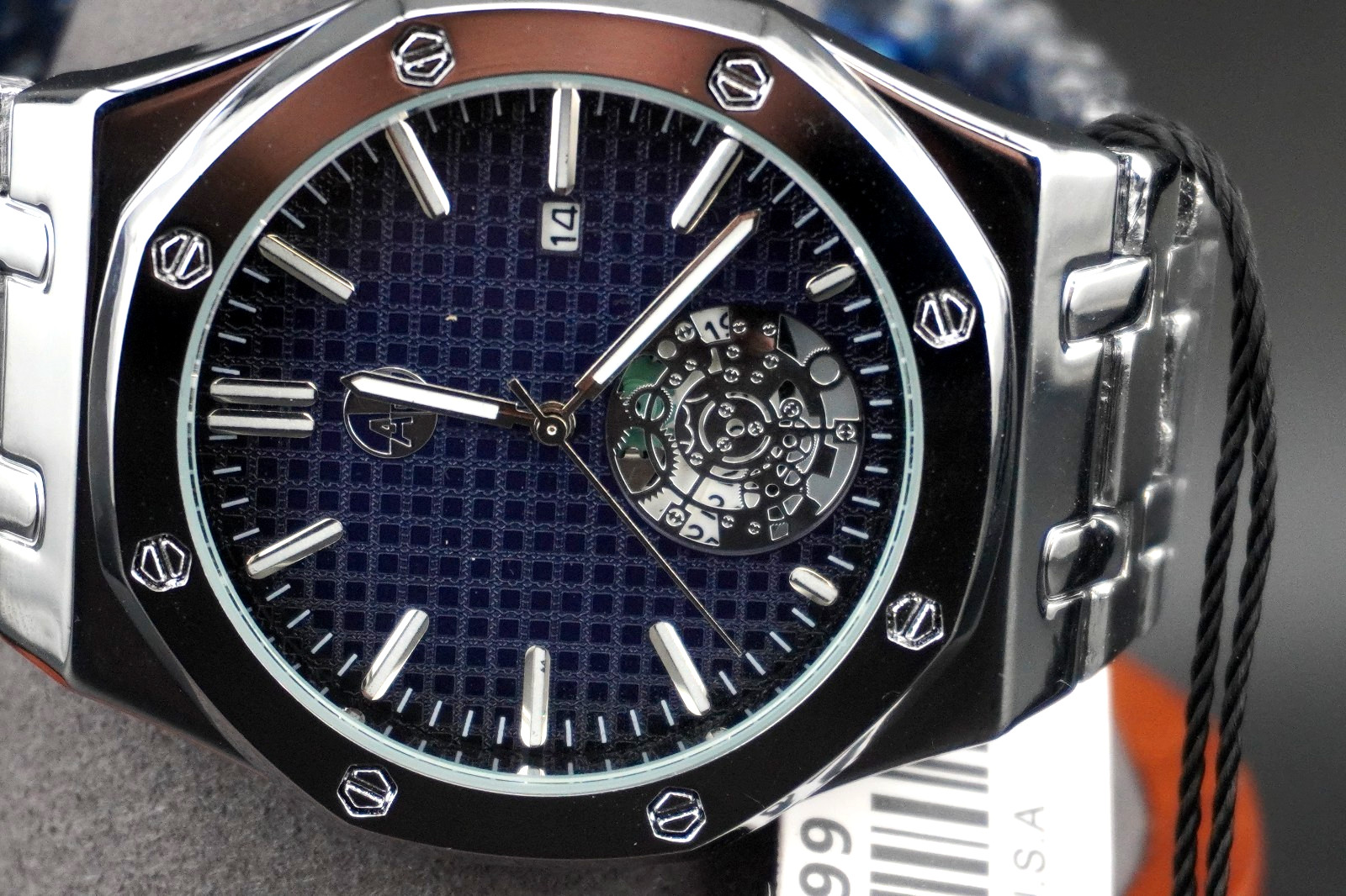 Watch AJ USA(NEW) In Carrying Case – Black Dial. QUALITY WATCH Stainless Steel.