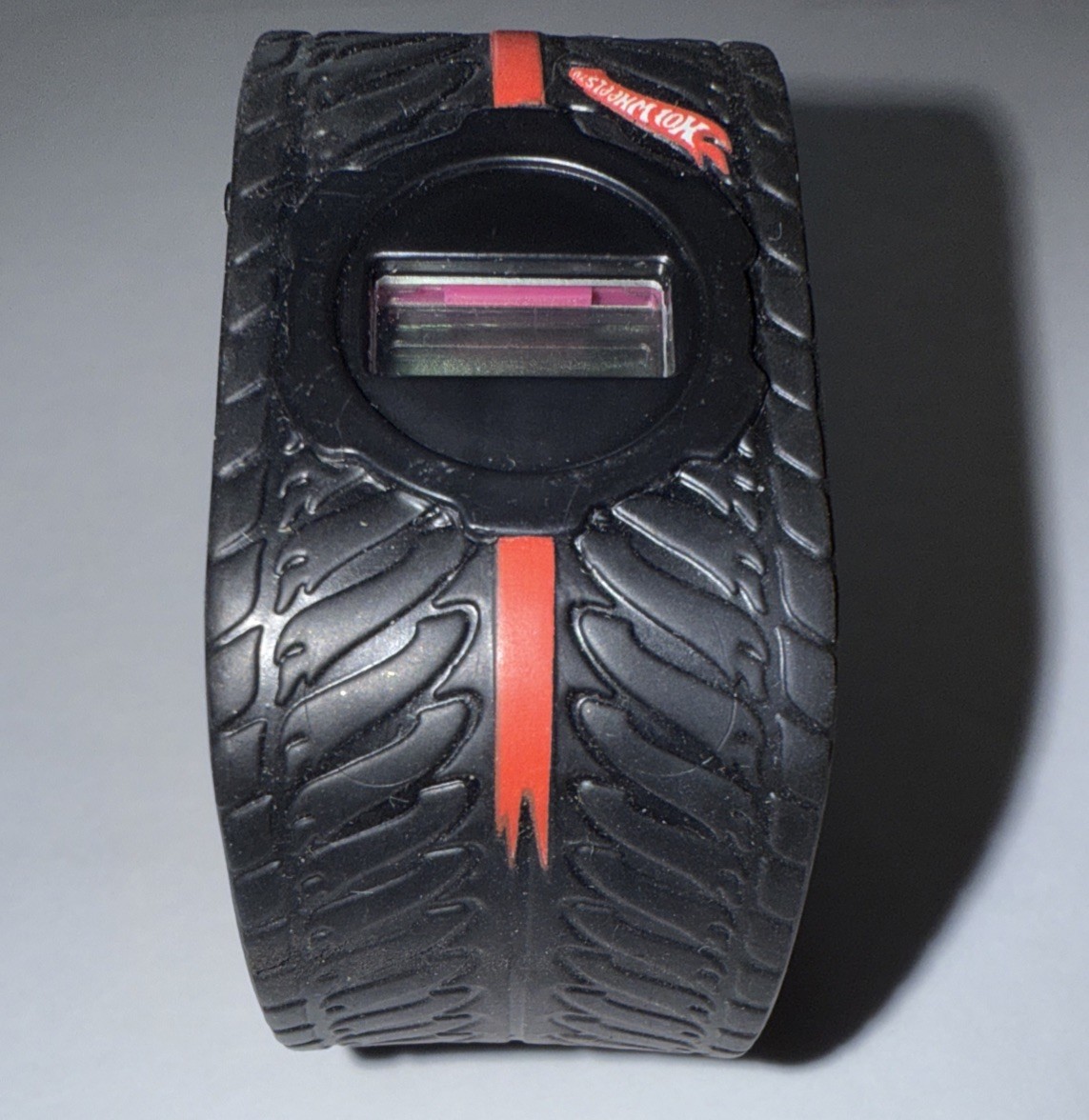 HOT WHEELS KIDS’ WRISTWATCH, WATCH – BLACK RUBBER “TIRE TREAD” BAND- M00