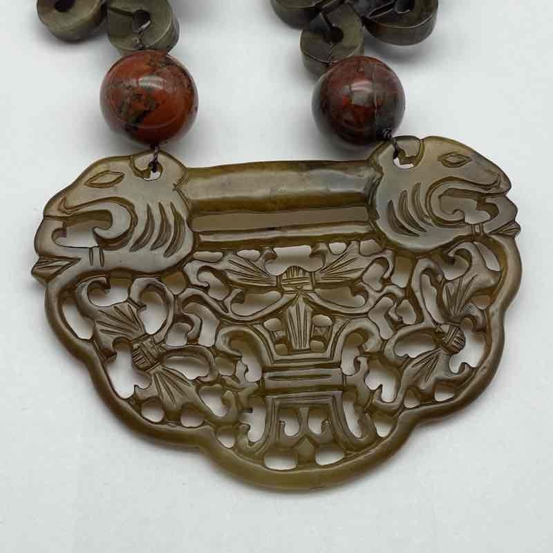 Vintage Chinese Export Carved Jade Jasper Bead Statement Necklace 20″ 265g
