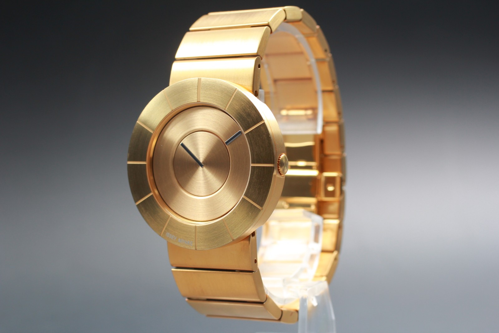 [MINT] ISSEY MIYAKE Tokujin Yoshioka designed GOLD NY0N005 Men’s Watch